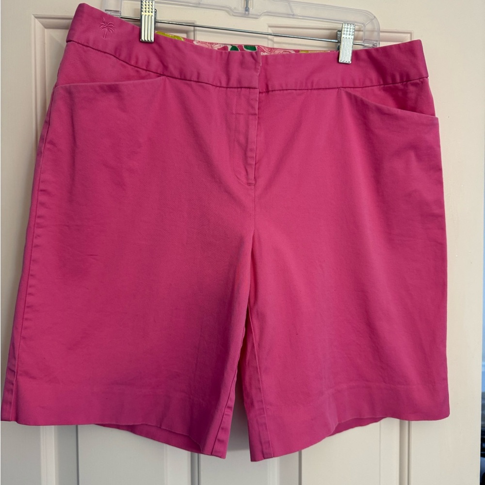 EUC Lilly Pulitzer Hot Pink White Bermuda Shorts